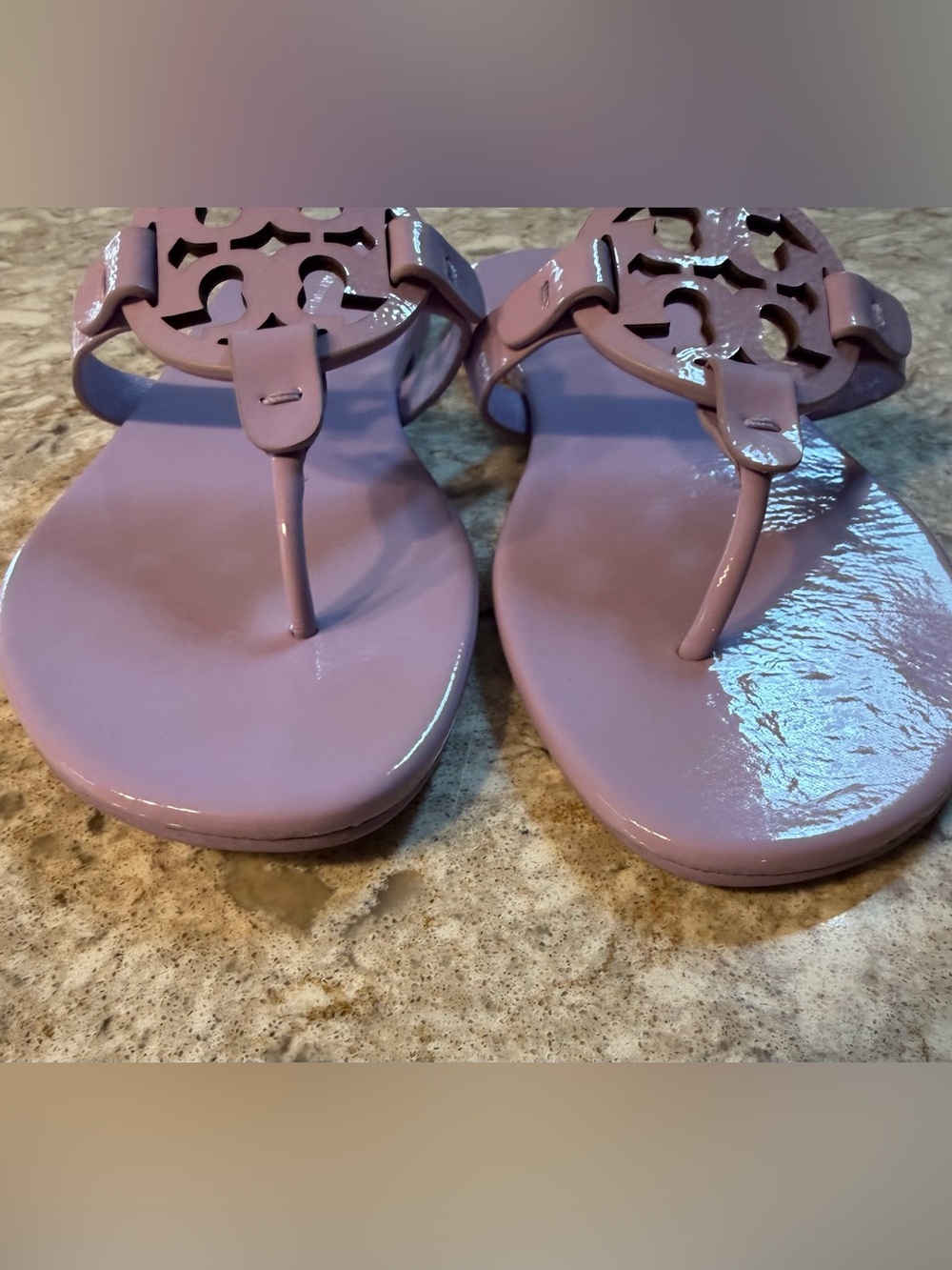 Tory Burch Miller soft Sandal. Color Lavender Cloud. Size 8 - Picture 7 of 8